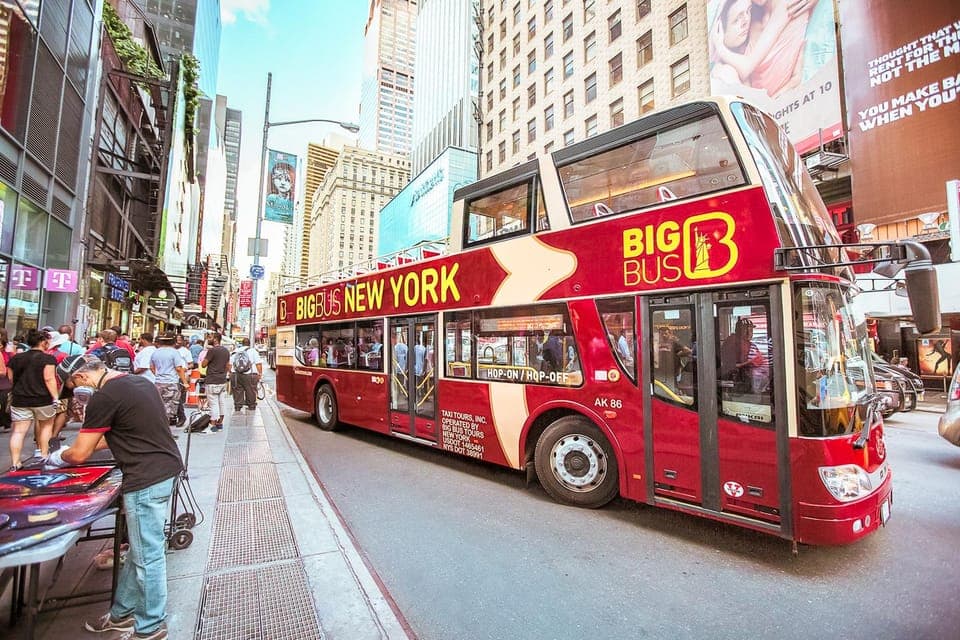 NY: Hop-on Hop-off Sightseeing Tour with Optional Night Tour, New York