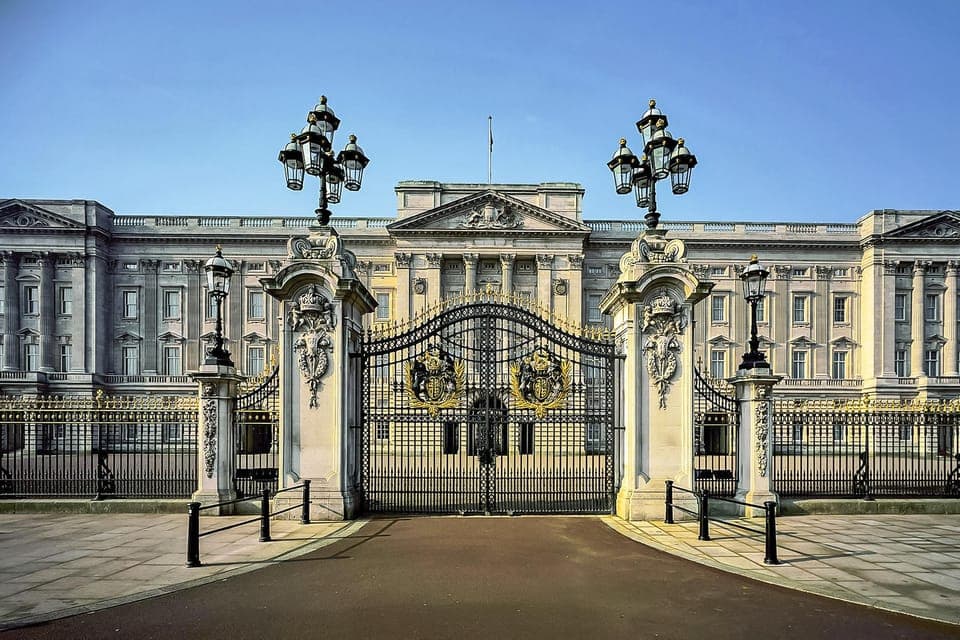 Buckingham Palace: The State Rooms Entrance Ticket, London