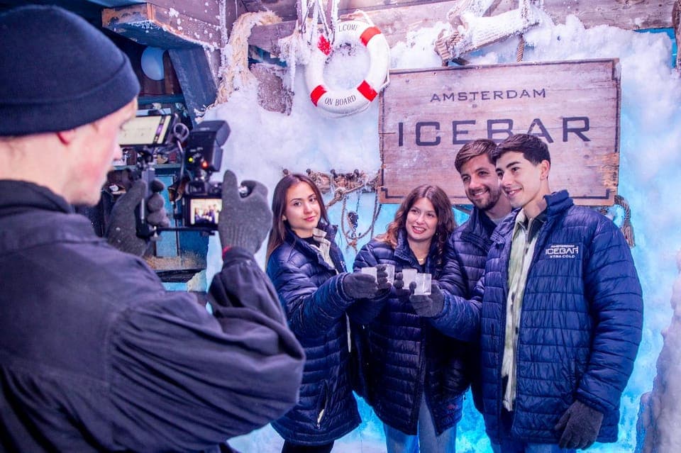 Amsterdam: Icebar Entry Ticket with 3 Drinks, Amsterdam