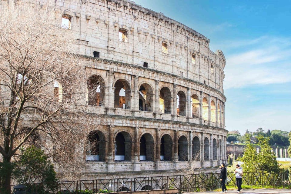 Rome: Colosseum, Forum, Palatine Hill Entry, and Audio Guide, Rome