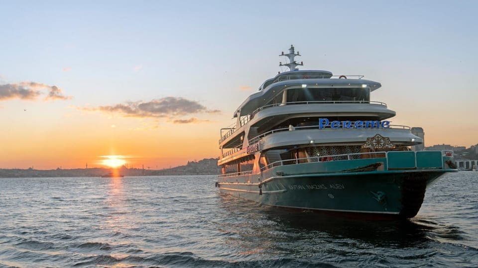 Istanbul: Bosphorus Sunset & Day Time Cruise, Drinks & Snack, Istanbul