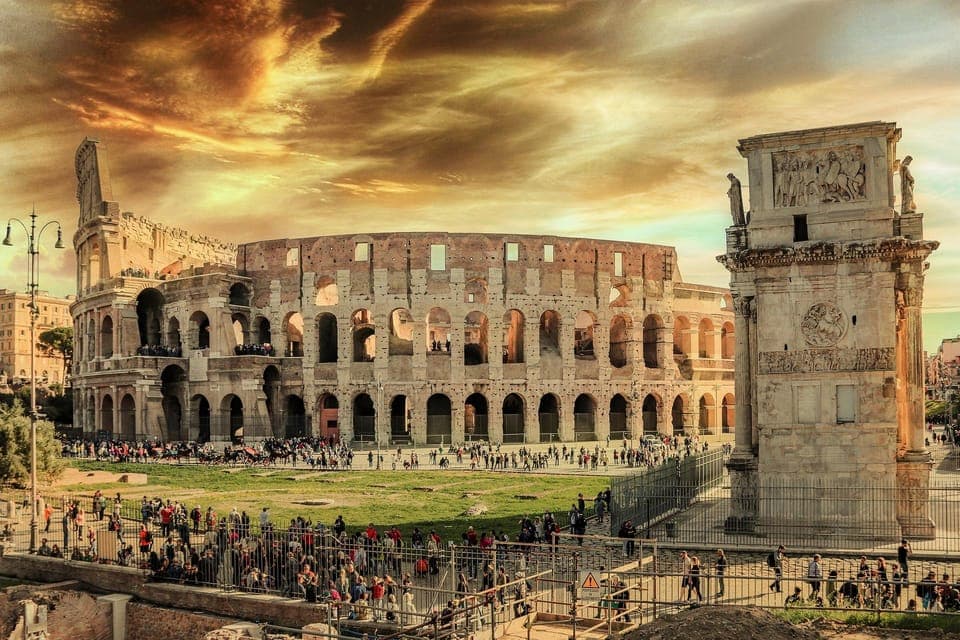 Colosseum Sunset Tour with Entry, Rome