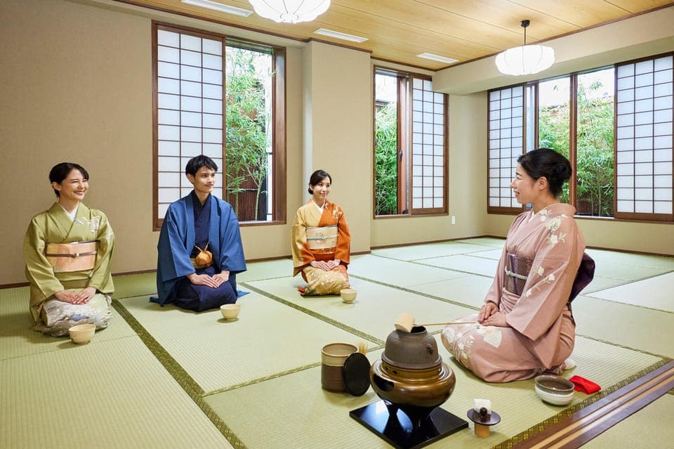 Asakusa: Kimono Tea Ceremony with Matcha and Sweet, Tokyo