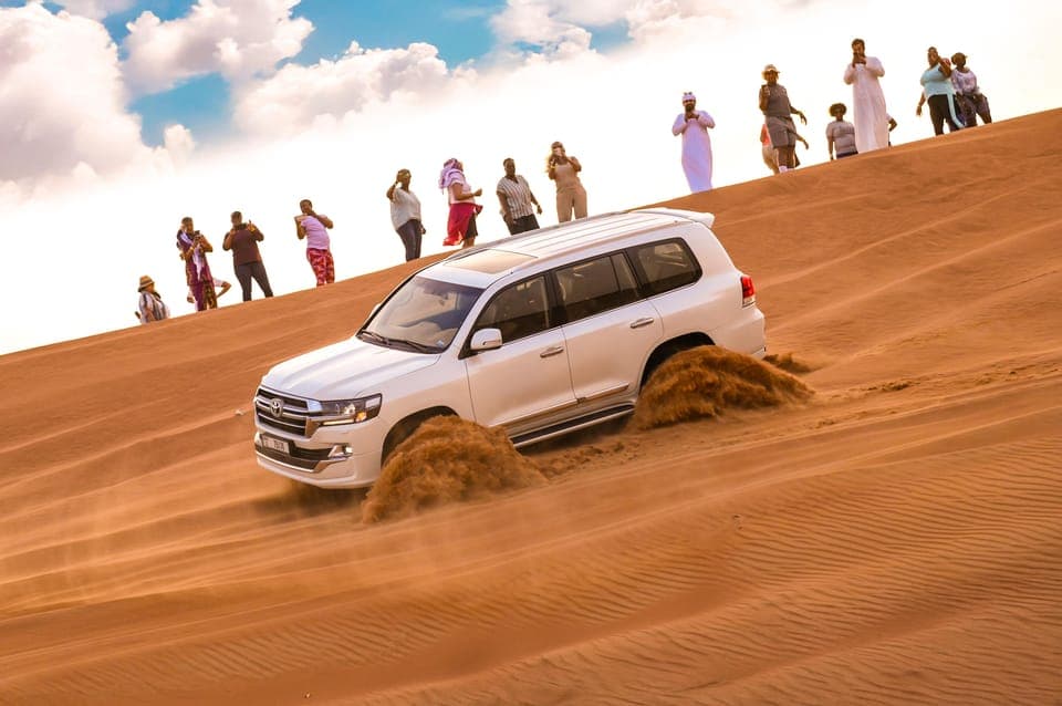 Dubai: Desert Safari with BBQ Dinner & Quad Biking Options, Dubai