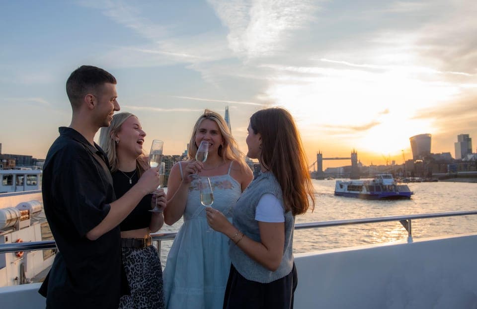 London: River Thames Evening Cruise with Bubbly and Canapés, London